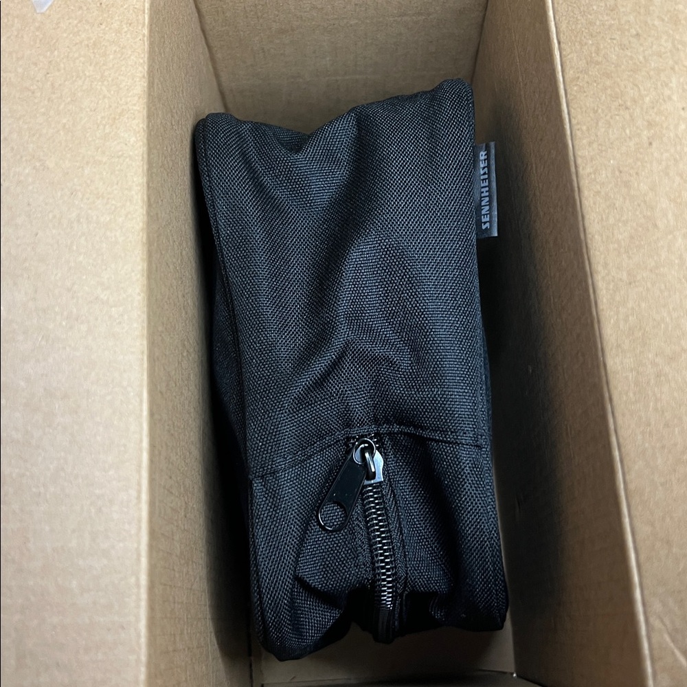 Sennheiser HD 450SE Wireless Headphones - Picture 14 of 16
